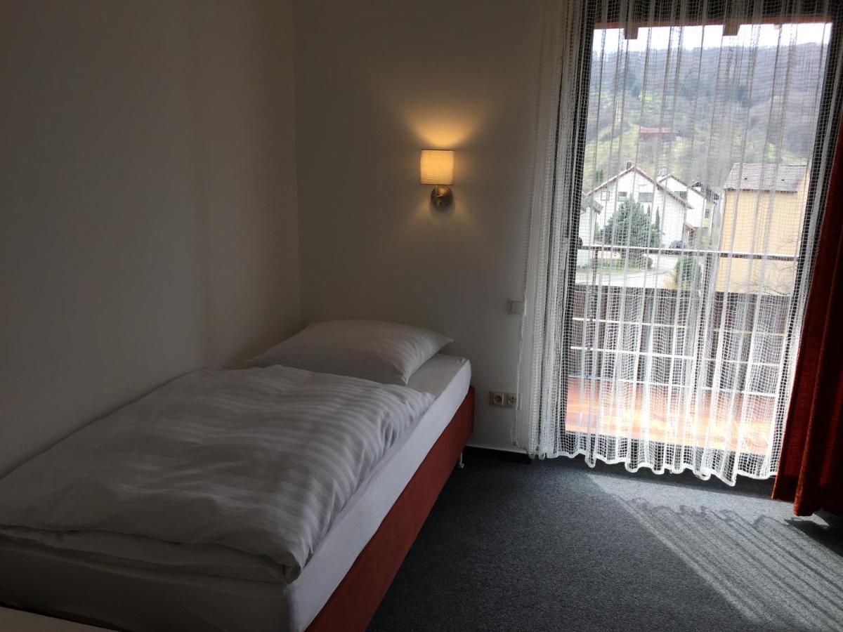 Gaestehaus Faessle Weinstadt Dış mekan fotoğraf