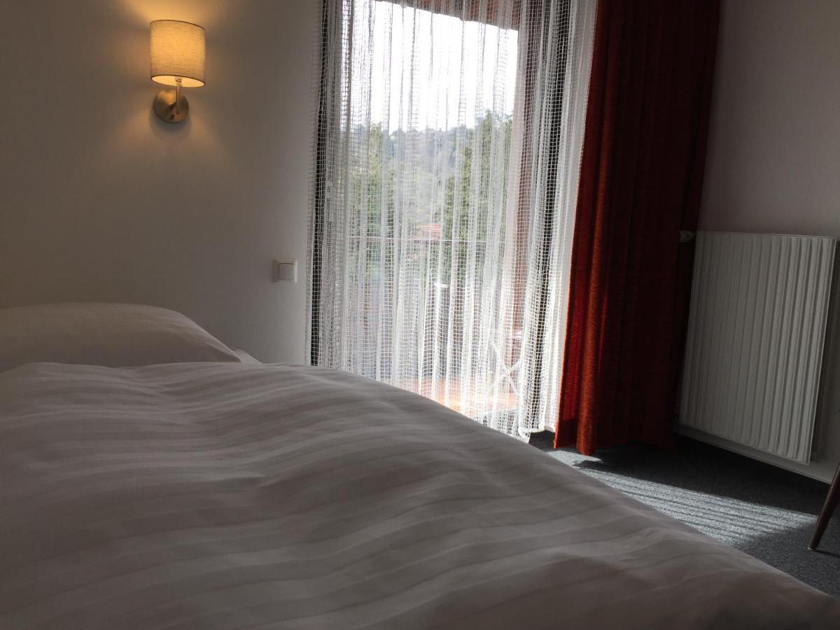 Gaestehaus Faessle Weinstadt Dış mekan fotoğraf